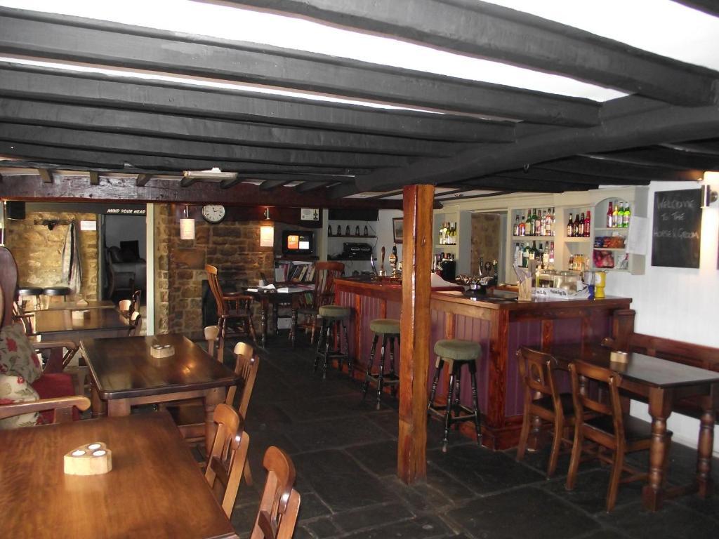 Milcombe Horse & Groom Inn מראה חיצוני תמונה